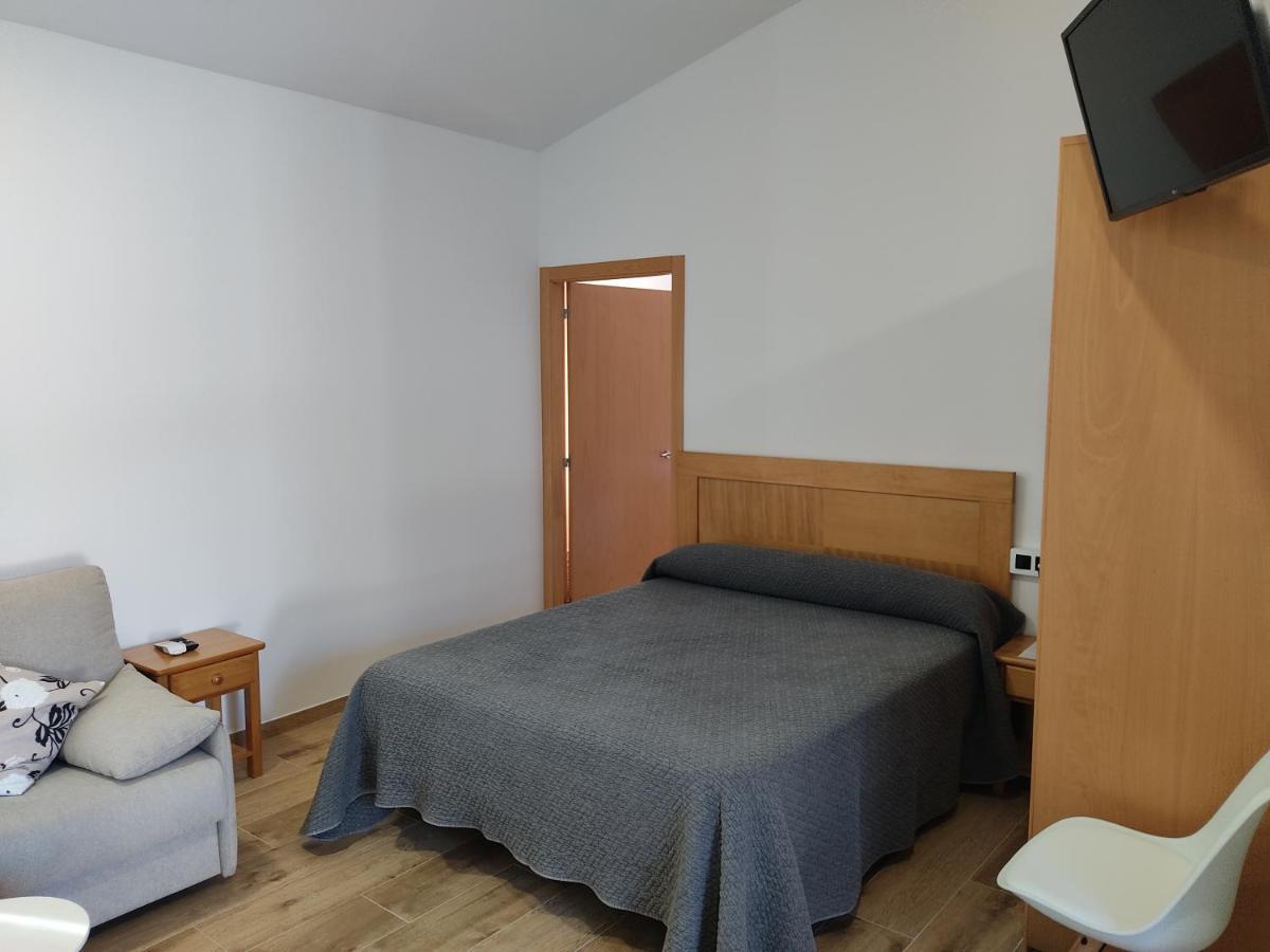 Hotel Donas E Cabaleiros Boqueixon Kültér fotó